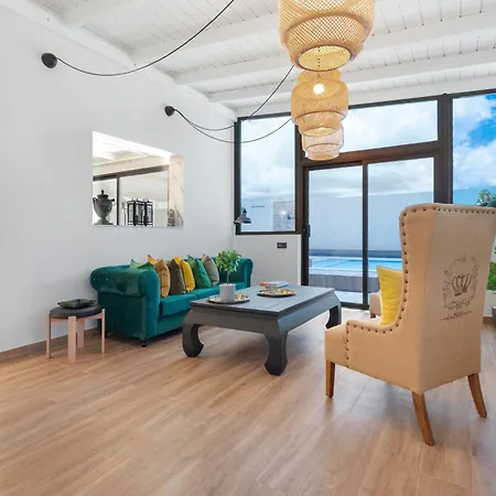 Esencia House Bajo Estrellas Пуэрто-дель-Росарио