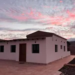 Esencia House Bajo Estrellas Holiday home *