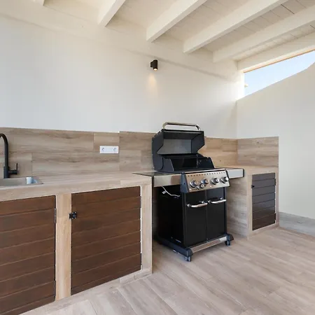 Esencia House Bajo Estrellas بيت للعطل *